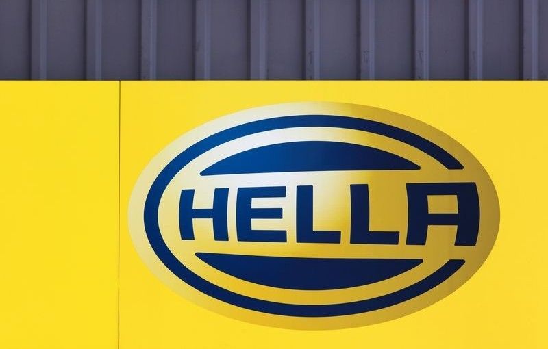 Surse: nemții de la Hella, cu trei fabrici în România, vor să-și vândă divizia de software - Poza 1