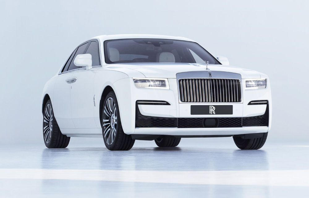 Noua generație Rolls-Royce Ghost: schimbări minore de design, platformă nouă, interior &quot;înstelat&quot; și motor de 6.8 litri și 571 de cai putere - Poza 1