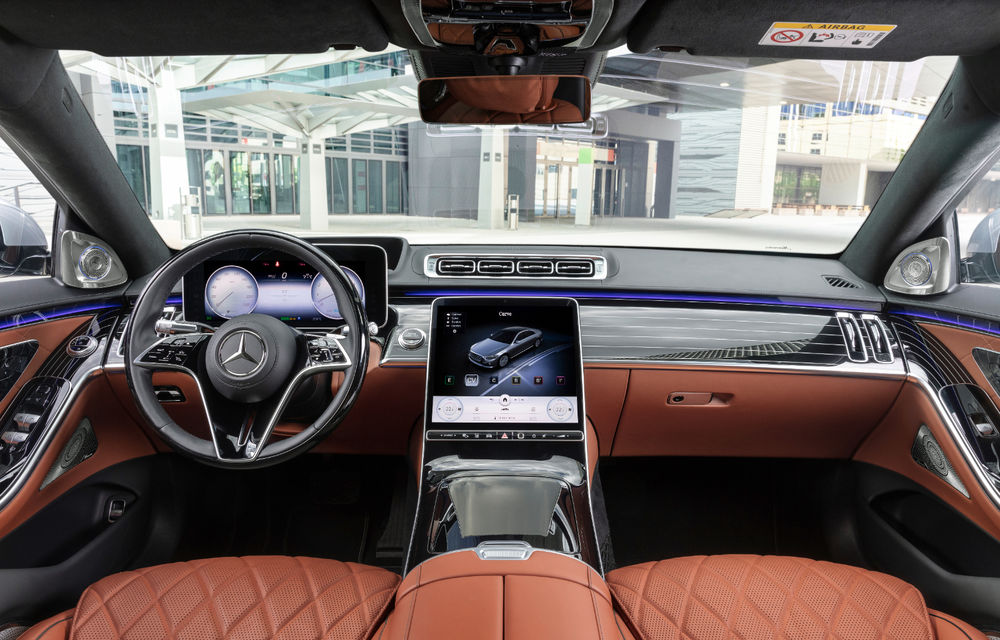 Noua generație Mercedes-Benz Clasa S: până la 5 ecrane în interior, versiune plug-in hybrid cu autonomie de 100 de kilometri și noi sisteme de siguranță - Poza 4
