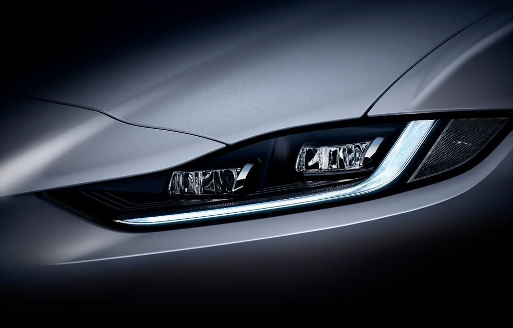 Îmbunătățiri pentru Jaguar XE facelift: motorizare diesel mild-hybrid de 204 CP și sistem de infotainment de 10 inch - Poza 12