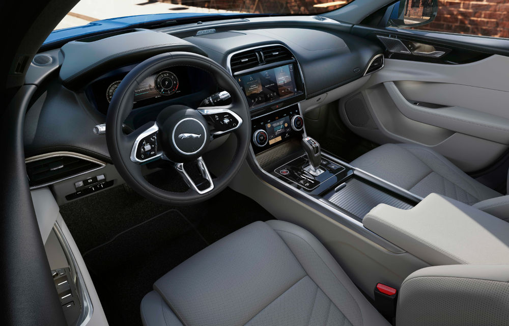 Îmbunătățiri pentru Jaguar XE facelift: motorizare diesel mild-hybrid de 204 CP și sistem de infotainment de 10 inch - Poza 22