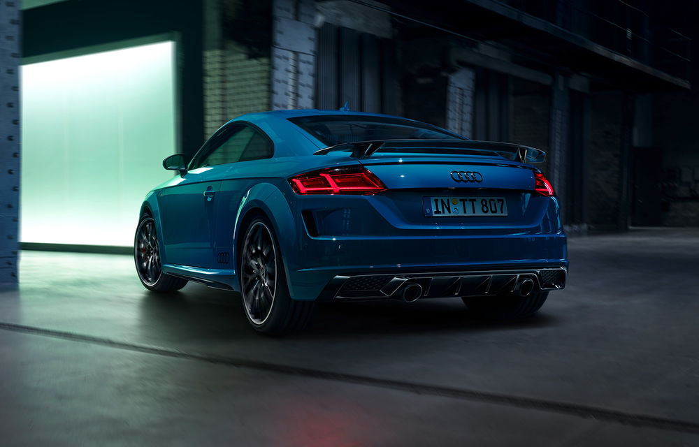 Audi TT va fi disponibil cu noua linie de echipare S Line Competition Plus: aripă spate fixă și echipamente speciale de interior - Poza 1