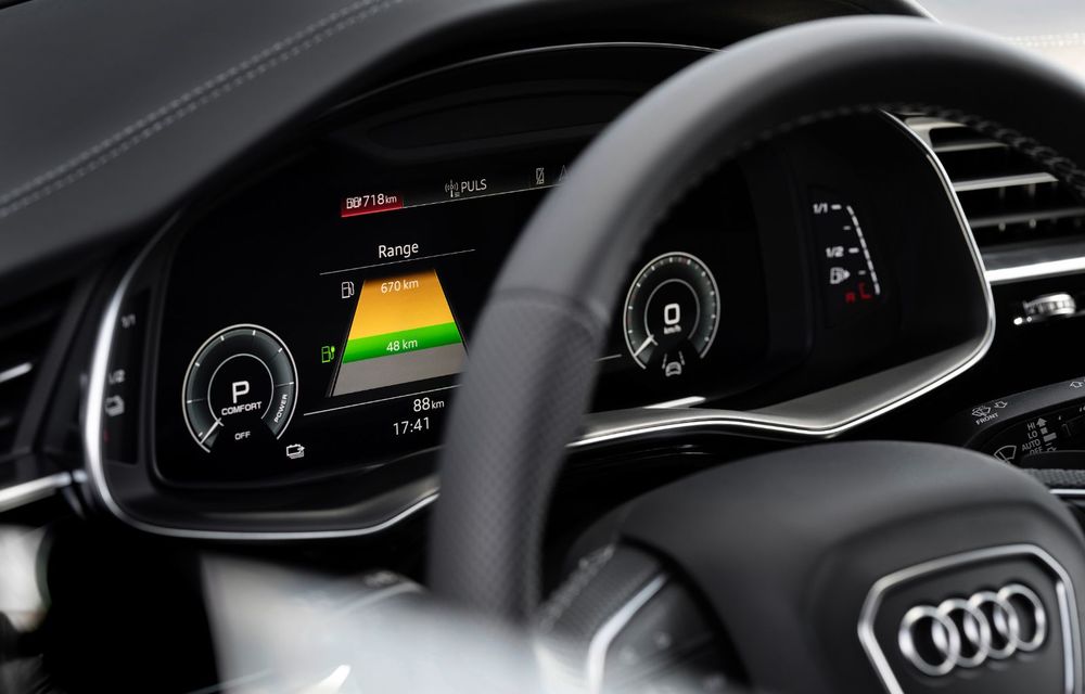 Audi Q8 primește versiuni plug-in hybrid: până la 462 de cai putere și autonomie electrică de 47 de kilometri - Poza 26