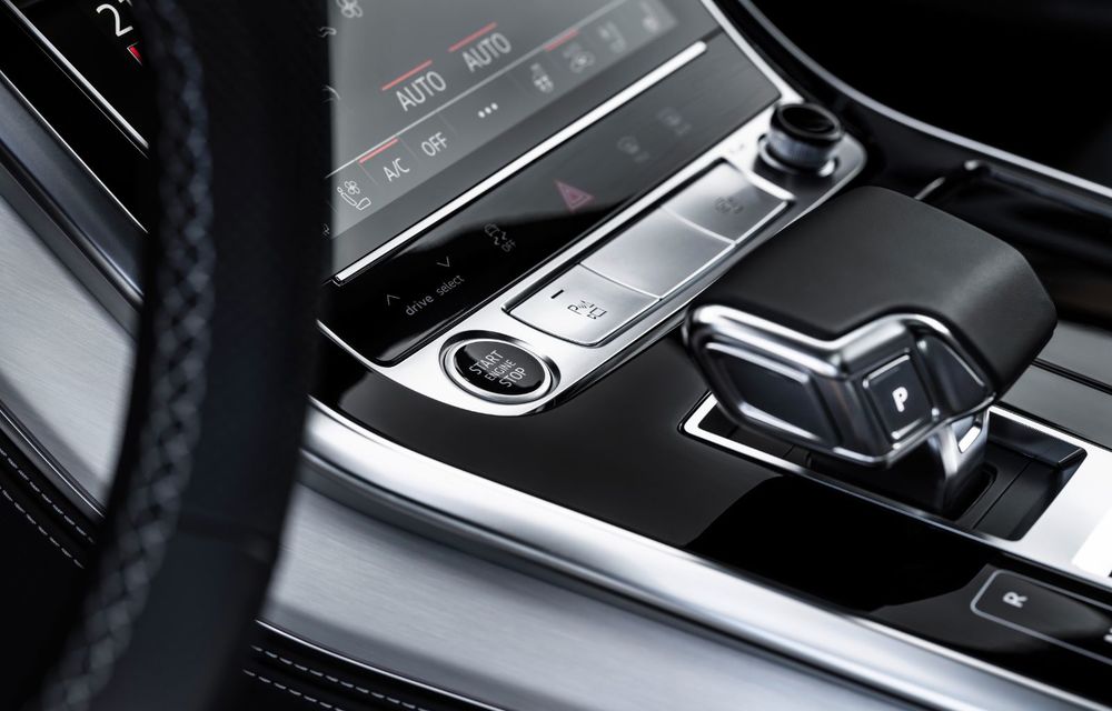 Audi Q8 primește versiuni plug-in hybrid: până la 462 de cai putere și autonomie electrică de 47 de kilometri - Poza 31