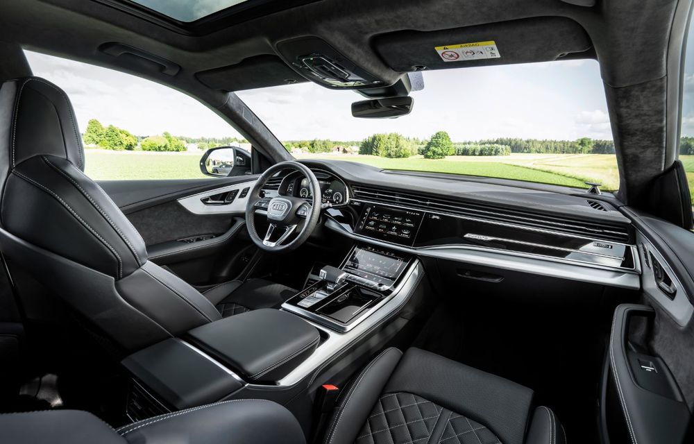 Audi Q8 primește versiuni plug-in hybrid: până la 462 de cai putere și autonomie electrică de 47 de kilometri - Poza 25