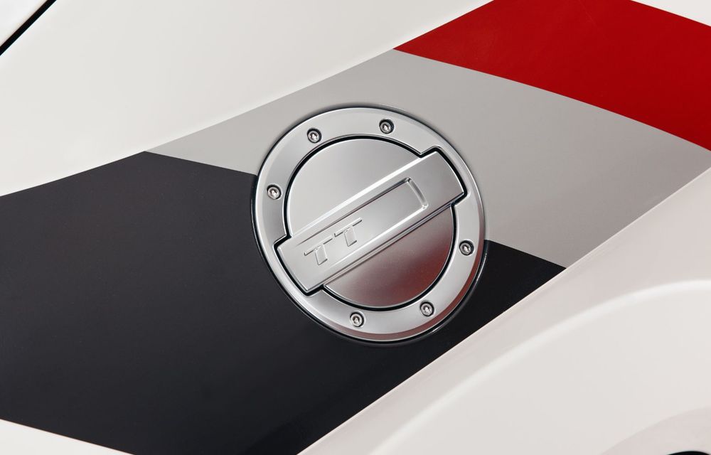 Audi lansează ediția aniversară TT RS 40 years of quattro: versiunea destinată exclusiv pieței din Germania va fi produsă în 40 de unități - Poza 9
