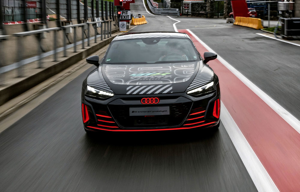 Imagini noi cu prototipul Audi RS e-tron GT: modelul electric de performanță ar putea avea 700 de cai putere - Poza 2