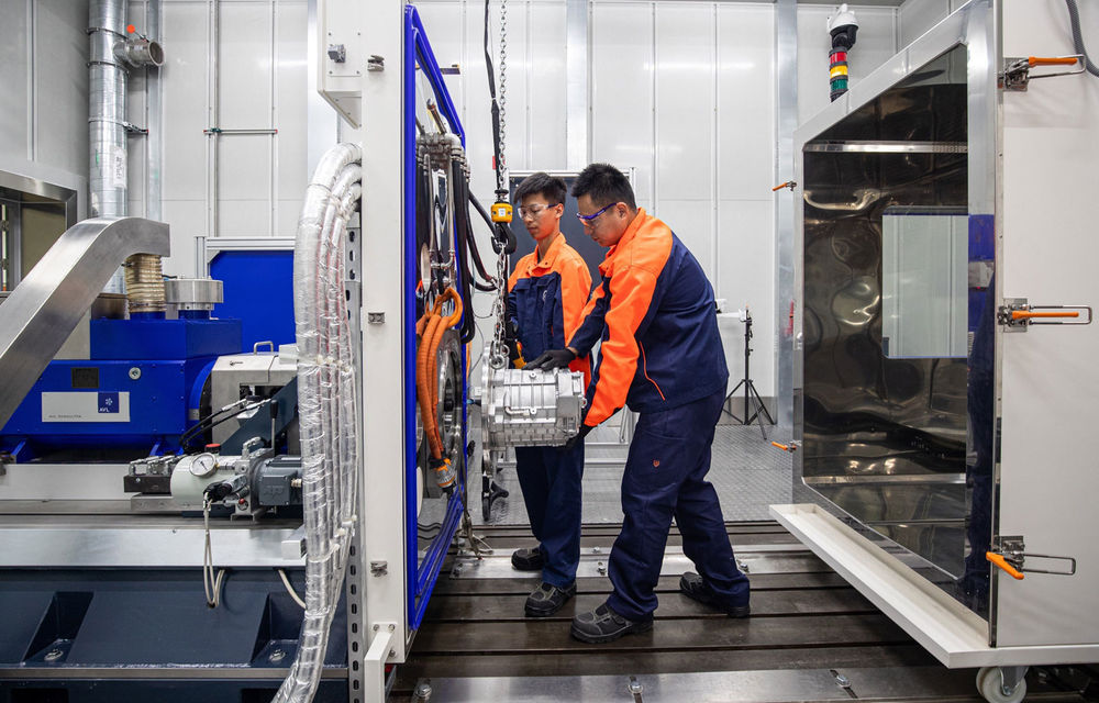 Volvo a inaugurat un laborator de testare pentru motoare electrice: unitatea este amplasată în China - Poza 2
