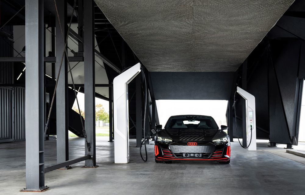 Imagini și informații noi referitoare la viitorul Audi RS e-tron GT: două motoare electrice cu până la 655 CP și autonomie estimată de 400 de kilometri - Poza 4