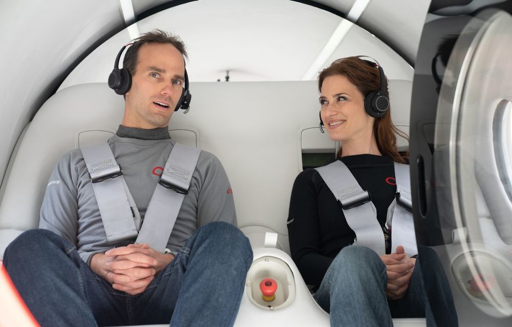 Primul test cu pasageri umani pentru sistemul de transport Hyperloop: capsula a atins viteza de 160 km/h - Poza 4