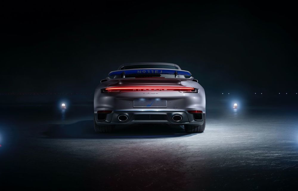 Porsche a pregătit o ediție specială pentru actualul 911 Turbo S: modelul va fi oferit doar celor care cumpără un avion Embraer Phenom 300E - Poza 10