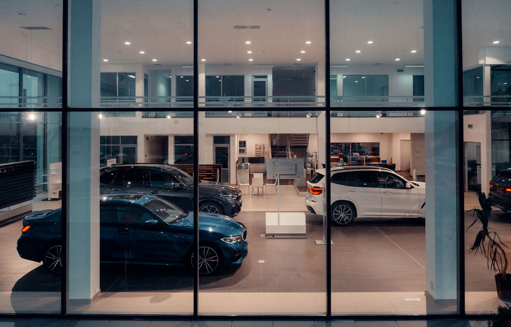 Auto Cobălcescu inaugurează un nou showroom BMW în Pitești: șapte modele ale mărcii germane vor fi expuse în noul spațiu - Poza 13