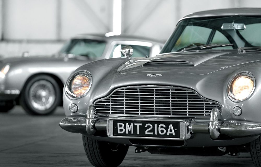 Aston Martin a început livrările modelului DB5 Goldfinger Continuation: britanicii au marcat momentul cu o ședință foto cu 5 dintre cele 25 de unități programate - Poza 10