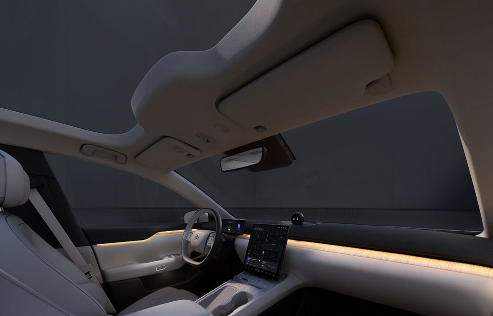 Nio prezintă sedanul electric ET7: 650 de cai putere și autonomie de până la 1.000 de kilometri - Poza 4