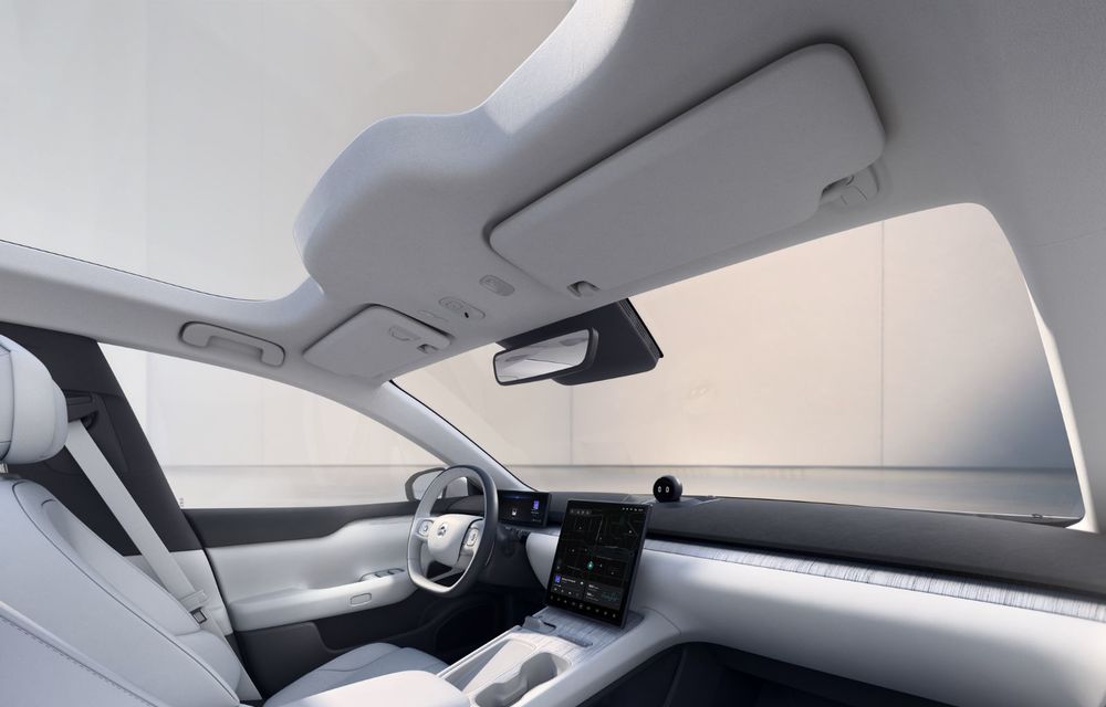 Nio prezintă sedanul electric ET7: 650 de cai putere și autonomie de până la 1.000 de kilometri - Poza 14
