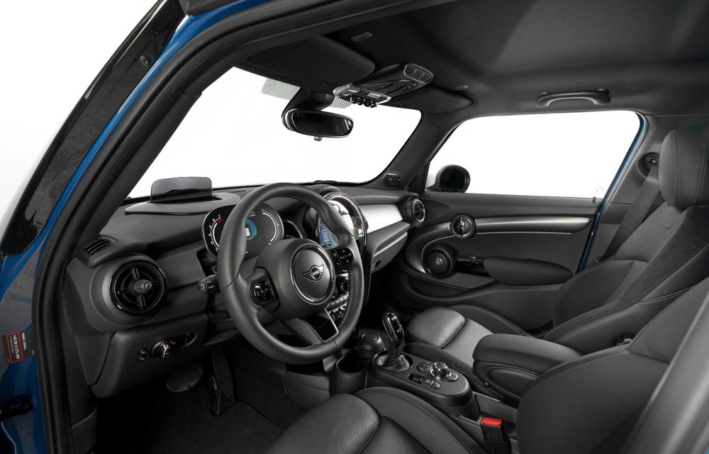 Acesta este noul Mini facelift: design nou, volan încălzit și frână de parcare electronică - Poza 53