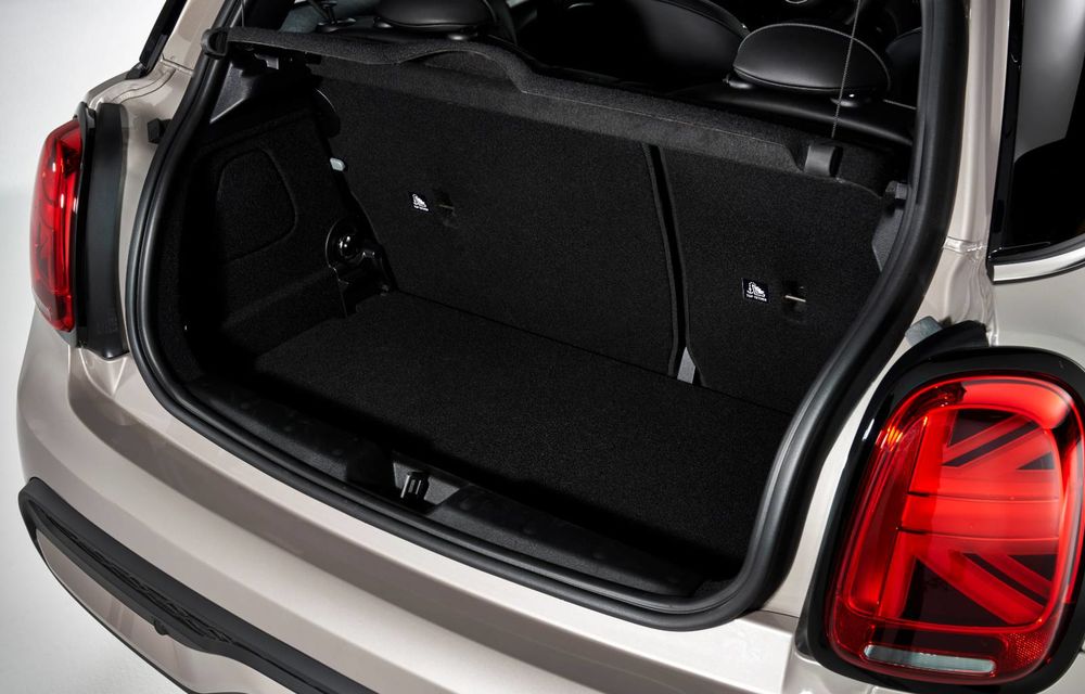 Acesta este noul Mini facelift: design nou, volan încălzit și frână de parcare electronică - Poza 38