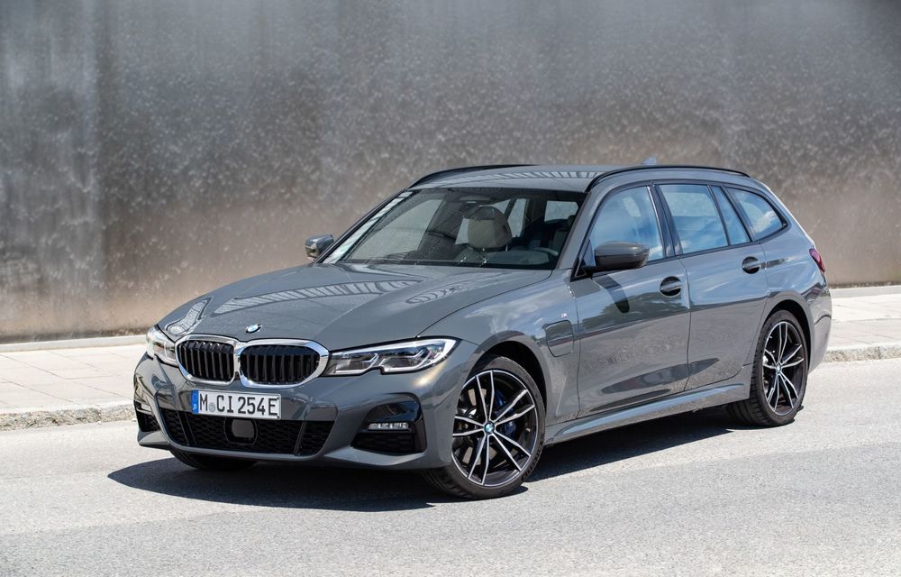 BMW își extinde gama de modele plug-in hybrid cu noile 320e și 520e - Poza 4