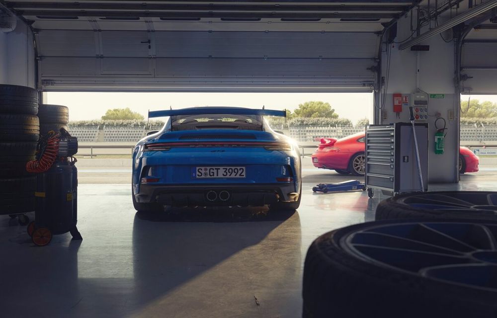 Noul Porsche 911 GT3 este aici: motor de 510 cai putere și apetit pentru circuit - Poza 3