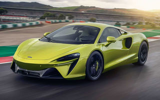 McLaren Artura: cel mai economic model din istoria englezilor vine cu motor hibrid și 671 de cai putere