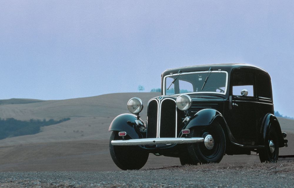 FEATURE: Cum a evoluat grila BMW din anul 1933 până în prezent - Poza 2