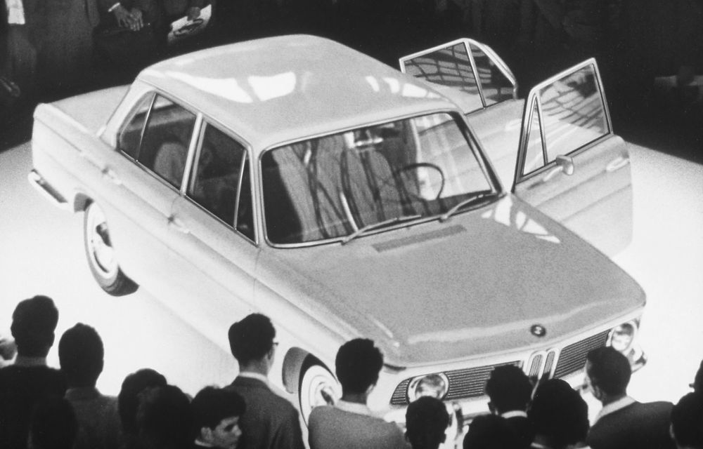 FEATURE: Cum a evoluat grila BMW din anul 1933 până în prezent - Poza 17