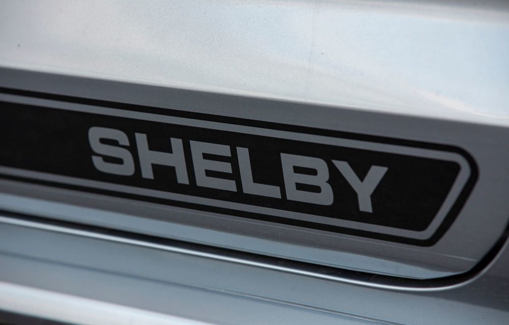 Noul Shelby Super Snake Speedster: 98 de exemplare construite în onoarea lui Carroll Shelby - Poza 24