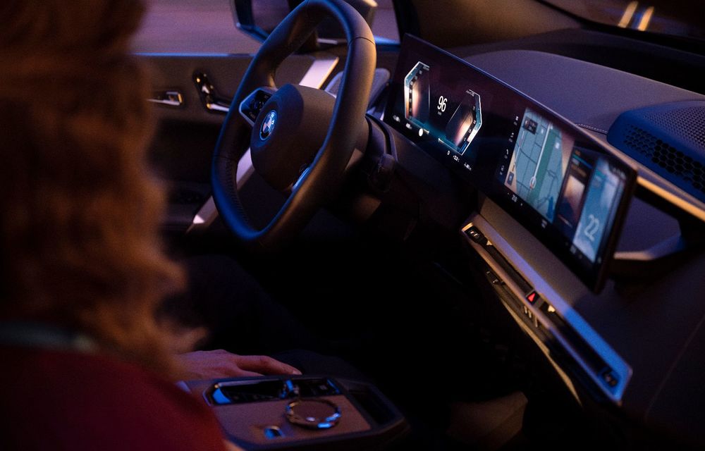 BMW lansează noua generație iDrive: ecran curbat și sistem de climatizare inteligent - Poza 15
