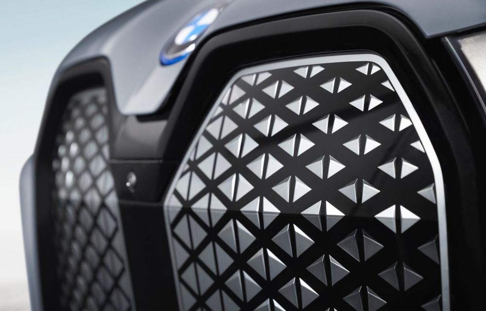 BMW anunță două versiuni de putere pentru noul iX. În Germania pornește de la 77.300 de euro - Poza 29