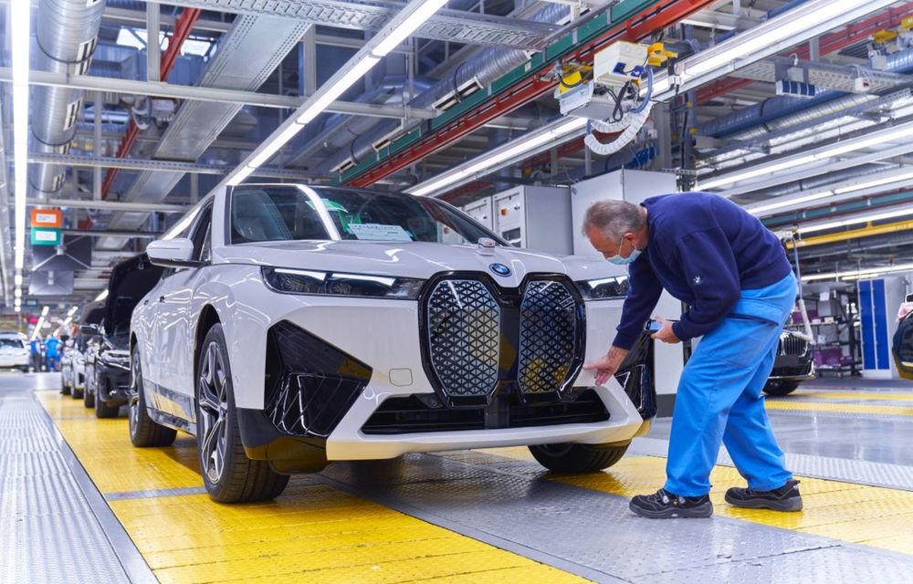BMW anunță două versiuni de putere pentru noul iX. În Germania pornește de la 77.300 de euro - Poza 27