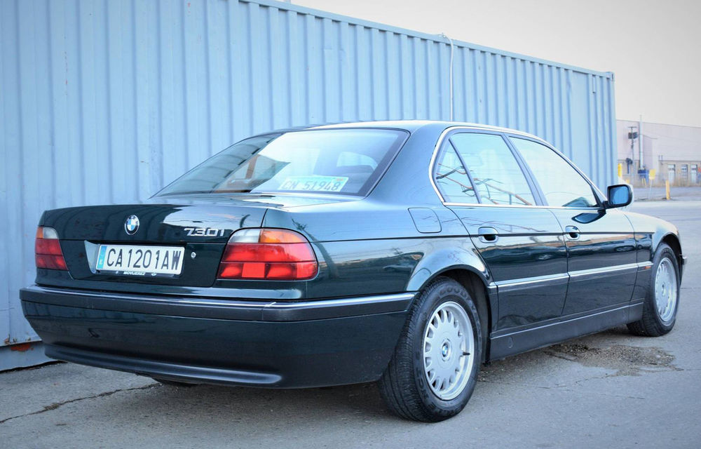 FOTO: Cum arăta un BMW Seria 7 cu dotări standard în anul 1994 - Poza 2