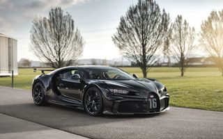 Bugatti a asamblat exemplarul Chiron cu numărul 300. Mașina aniversară este un Chiron Pur Sport