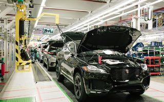 Criza mondială de semiconductori: Jaguar Land Rover oprește temporar producția la două uzine din Marea Britanie