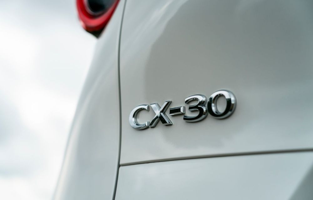 Mașinile din &quot;Aventour la feminin&quot;: Mazda CX-30 ediție aniversară, un SUV pentru 100 de ani de precizie japoneză - Poza 7