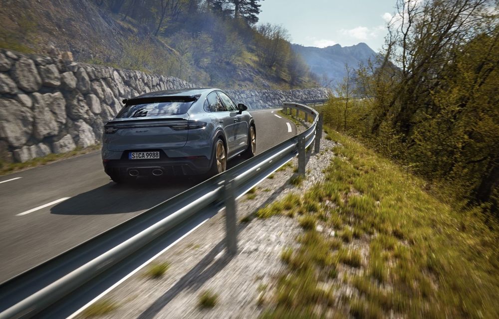 PREMIERĂ: Porsche Cayenne Turbo GT, cel mai rapid Cayenne de serie: 0-100 km/h în 3.3 secunde - Poza 25