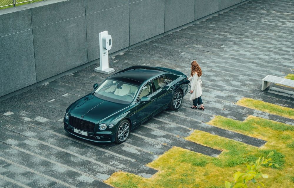 Bentley Flying Spur Hybrid debutează cu 544 CP și 40 de kilometri autonomie electrică - Poza 5