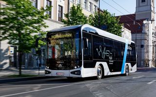 Primul autobuz 100% electric produs în România, testat într-un nou oraș din țară