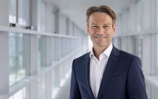 Opel va avea un nou CEO: Uwe Hochgeschurtz este actualul șef Renault Germania