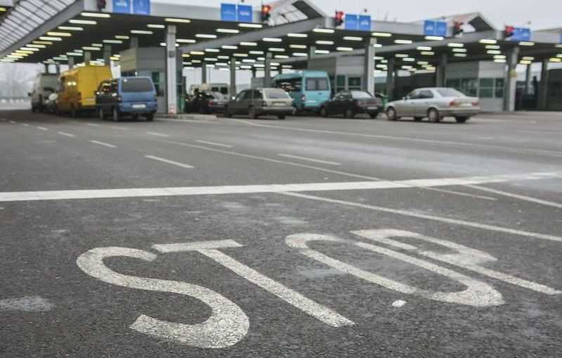 Șoferii din România nu vor mai fi obligaţi să prezinte Cartea Verde la intrarea în Marea Britanie - Poza 1