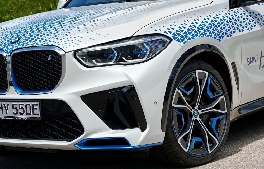 OFICIAL: BMW iX5 Hydrogen este versiunea pe hidrogen a lui X5; plinul se face în 3-4 minute - Poza 8
