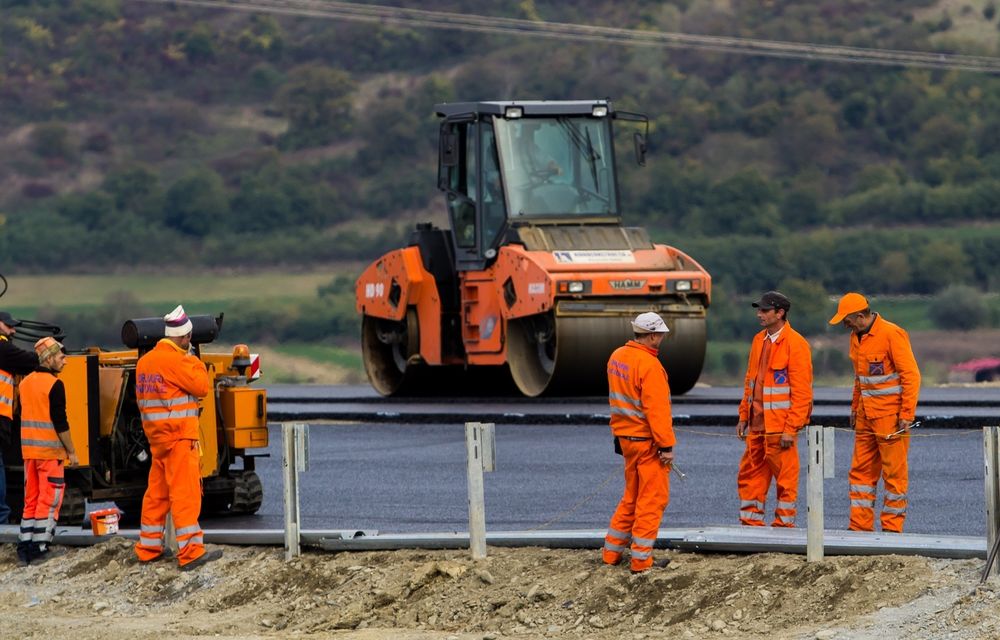 Au început lucrările la lotul 5 al autostrăzii Pitești - Sibiu. Are o lungime de 30 de kilometri - Poza 1