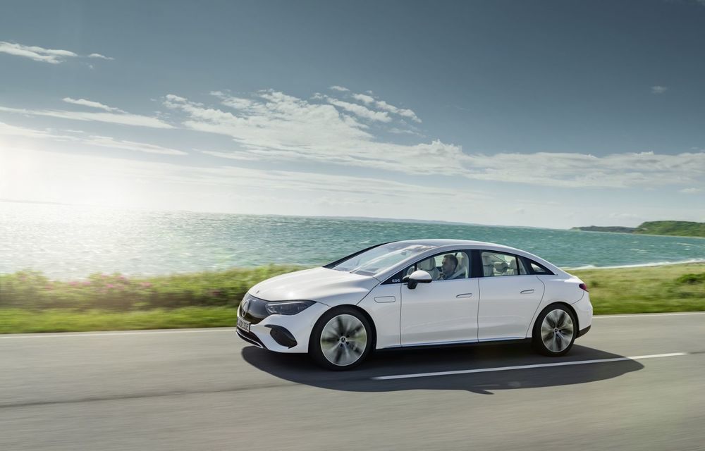 Noul Mercedes-Benz EQE: rivalul lui Tesla Model S debutează cu 292 CP și 660 km autonomie - Poza 23