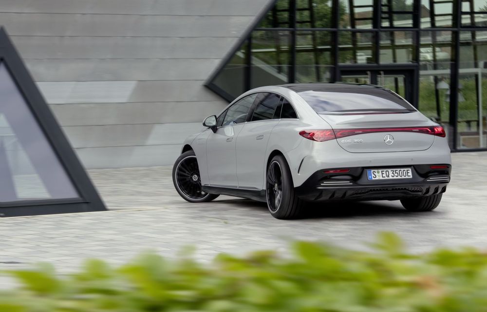 Noul Mercedes-Benz EQE: rivalul lui Tesla Model S debutează cu 292 CP și 660 km autonomie - Poza 34