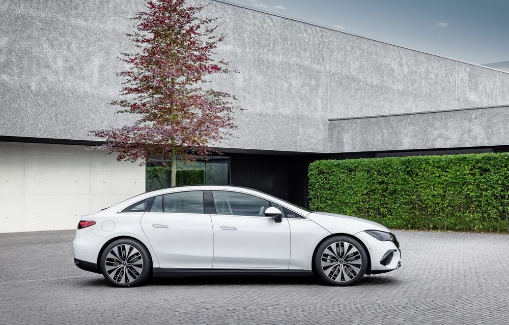 Noul Mercedes-Benz EQE: rivalul lui Tesla Model S debutează cu 292 CP și 660 km autonomie - Poza 22