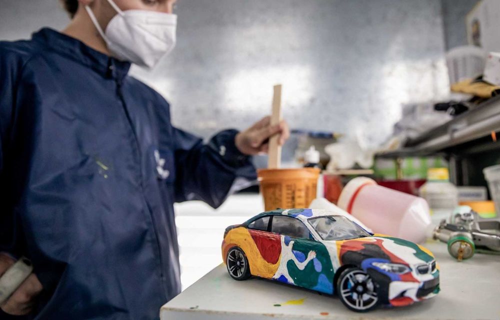 Noul BMW Seria 2 Coupe, transformat în Art Car cu ajutorul unui artist mexican - Poza 2