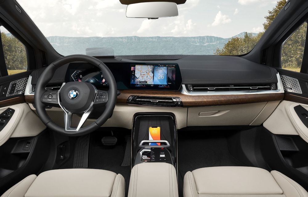 Noua generație BMW Seria 2 Active Tourer: ecrane curbate ca la iX și până la 218 CP - Poza 79