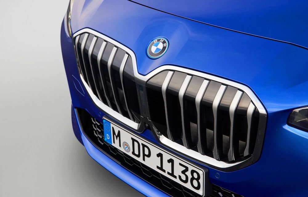 Noua generație BMW Seria 2 Active Tourer: ecrane curbate ca la iX și până la 218 CP - Poza 101