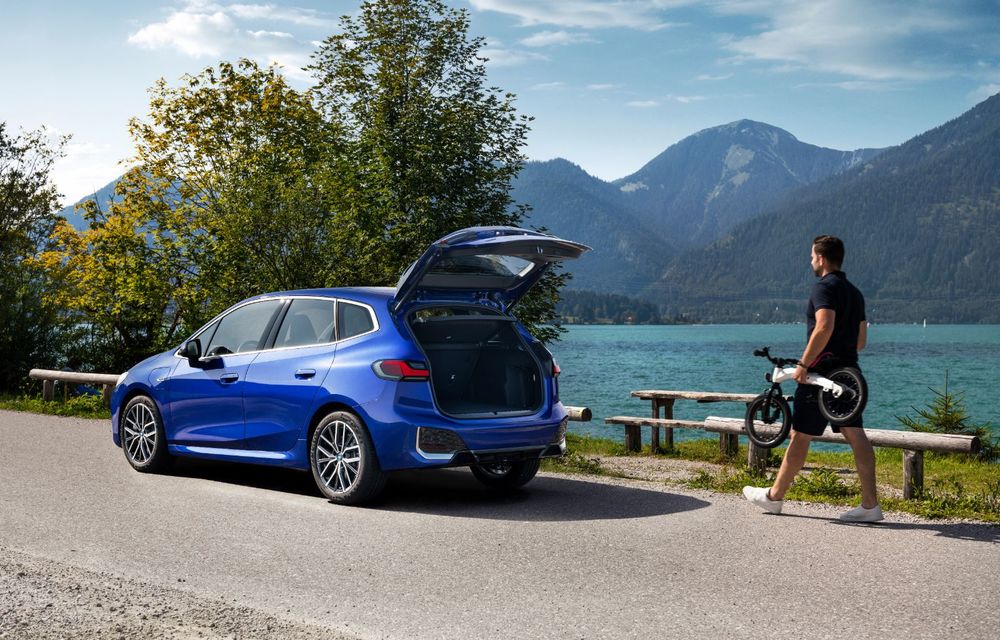 Noua generație BMW Seria 2 Active Tourer: ecrane curbate ca la iX și până la 218 CP - Poza 45