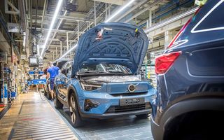 Volvo anunță startul producției SUV-ului electric C40 Recharge