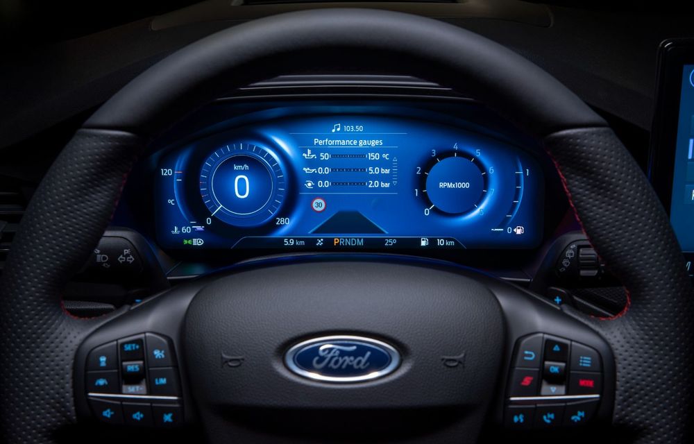 Ford Focus facelift: display central de 13.2 inch și preț de pornire de 15.300 de euro cu Rabla - Poza 23